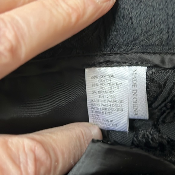 Amanda+Chelsea women’s plus size 20W pants, black patterned material - Picture 9 of 9